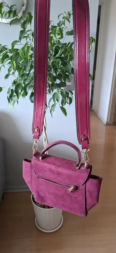 Cartera de cuero burdeos Amphora con correa ajustable - miniatura 2