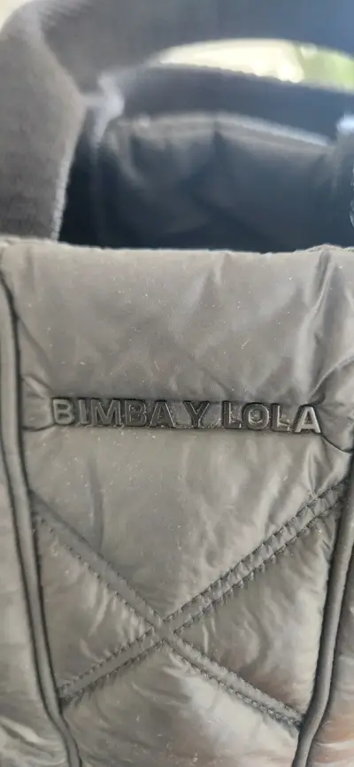 Bolso acolchado negro Bimba y Lola con correa amarilla - miniatura 5