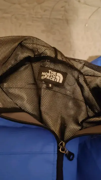 Chaqueta impermeable azul The North Face - miniatura 2