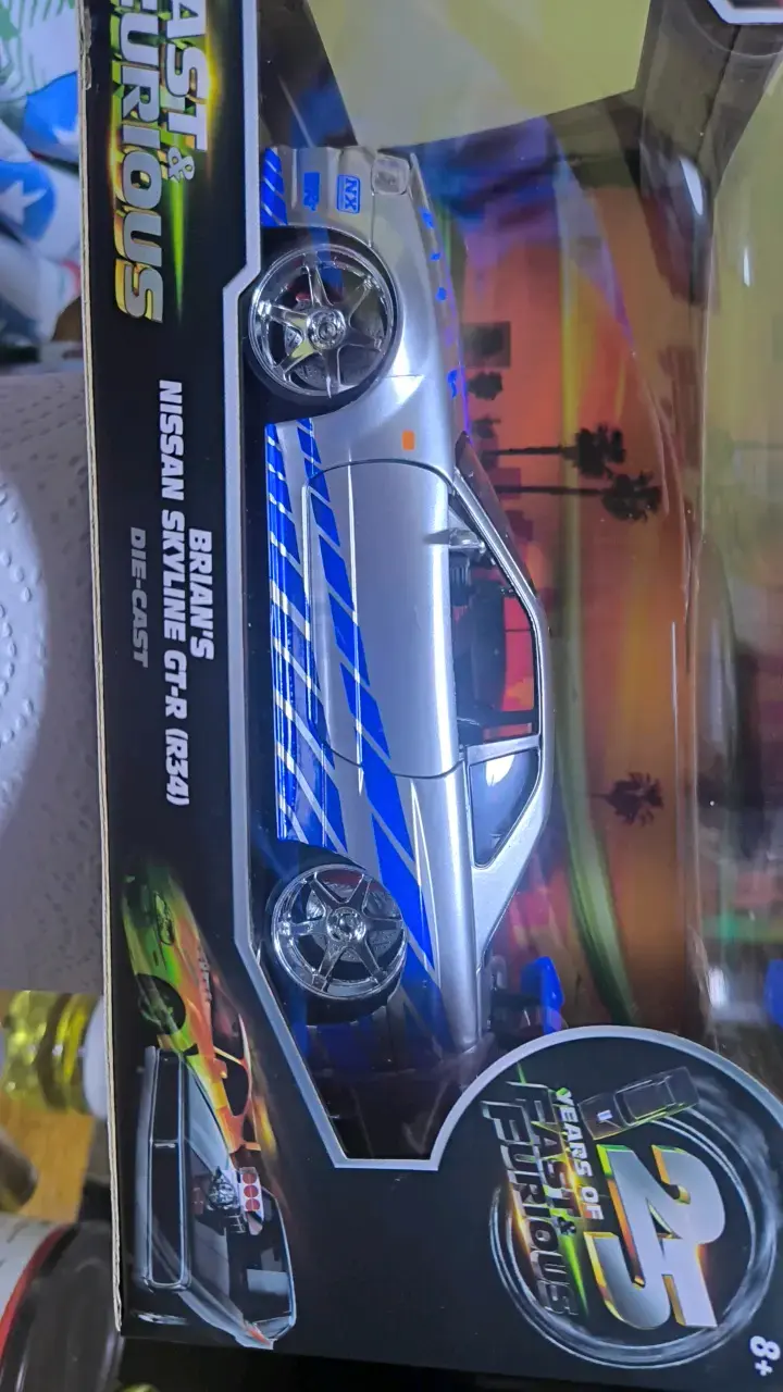 Auto a escala Nissan Skyline GT-R R34 Fast & Furious - 2