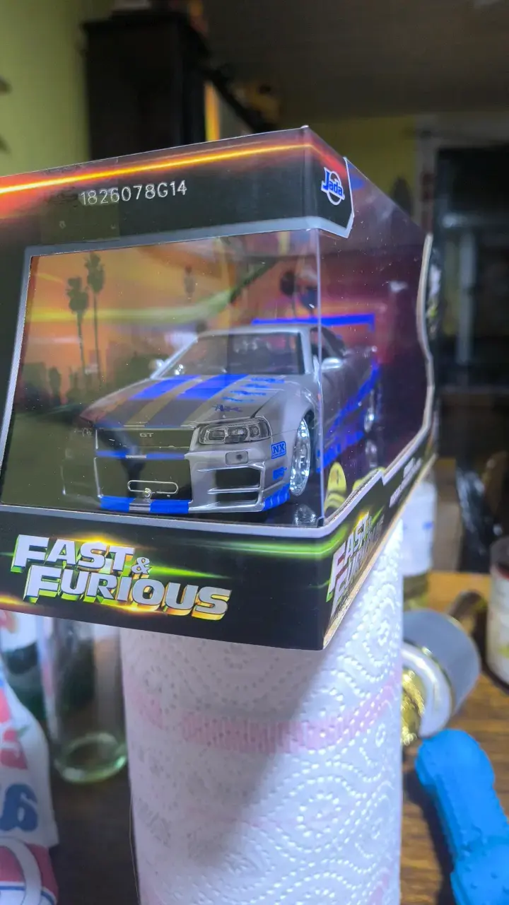 Auto a escala Nissan Skyline GT-R R34 Fast & Furious - 3