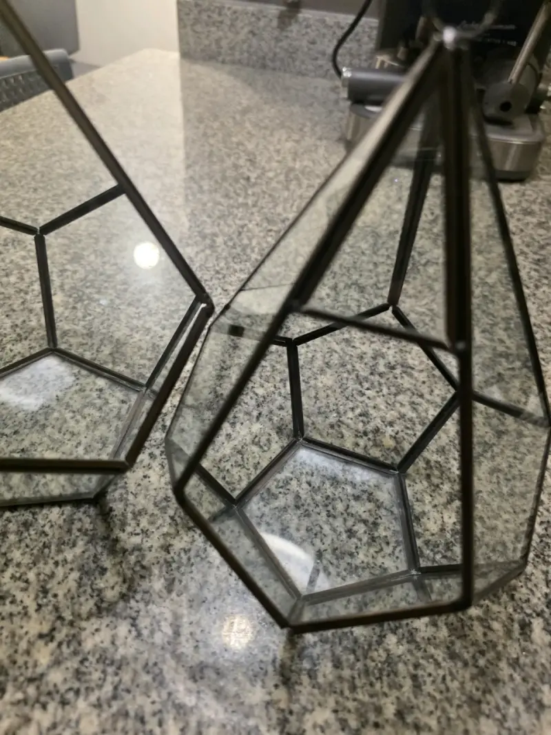 Terrarios geométricos de vidrio y metal - 2