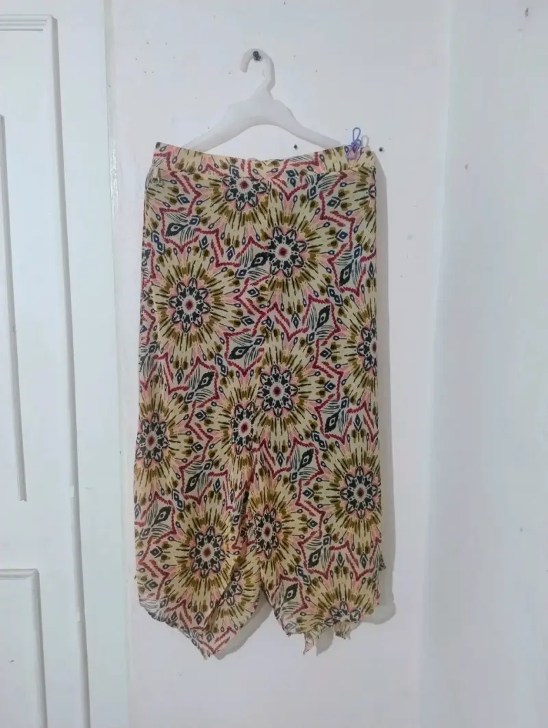 Falda larga con estampado floral bohemio