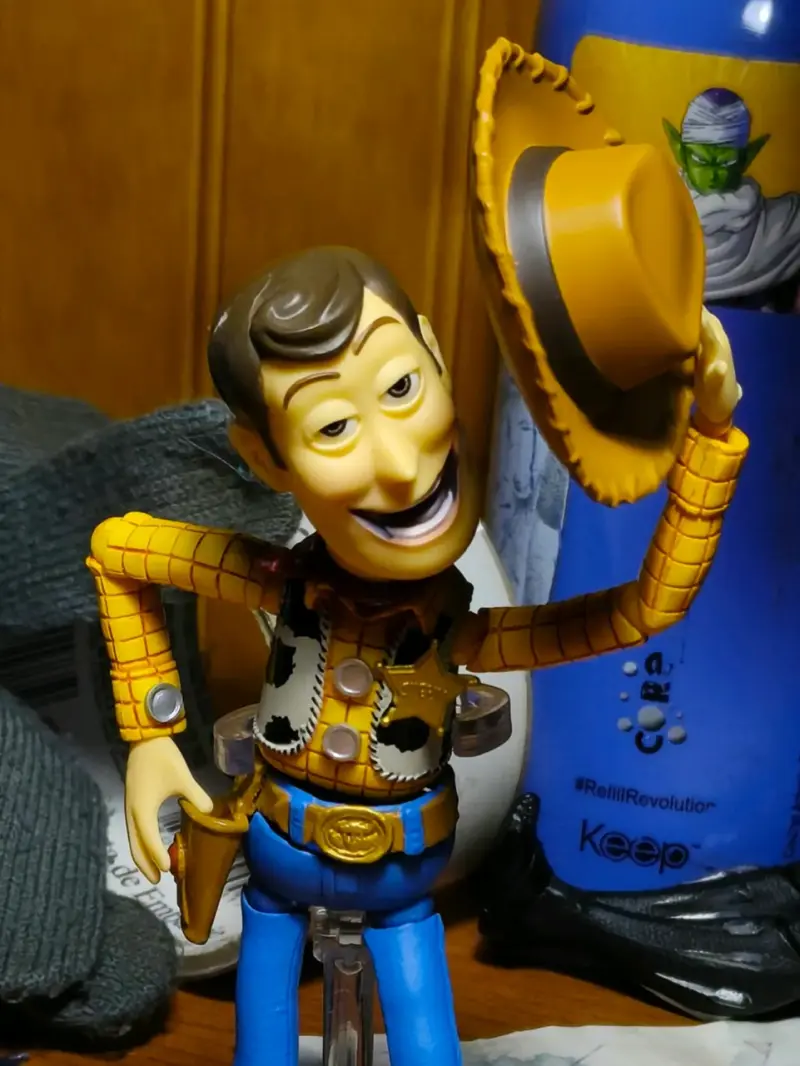 Figura de acción Woody Toy Story articulada - 1