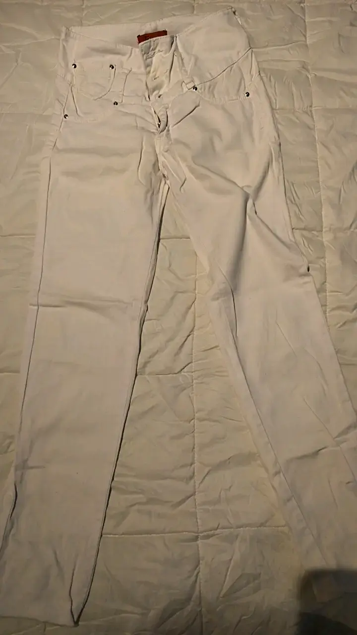 Jeans Pantalon blancos strech colombianos