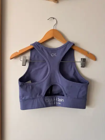 Top deportivo Calvin Klein morado - miniatura 2