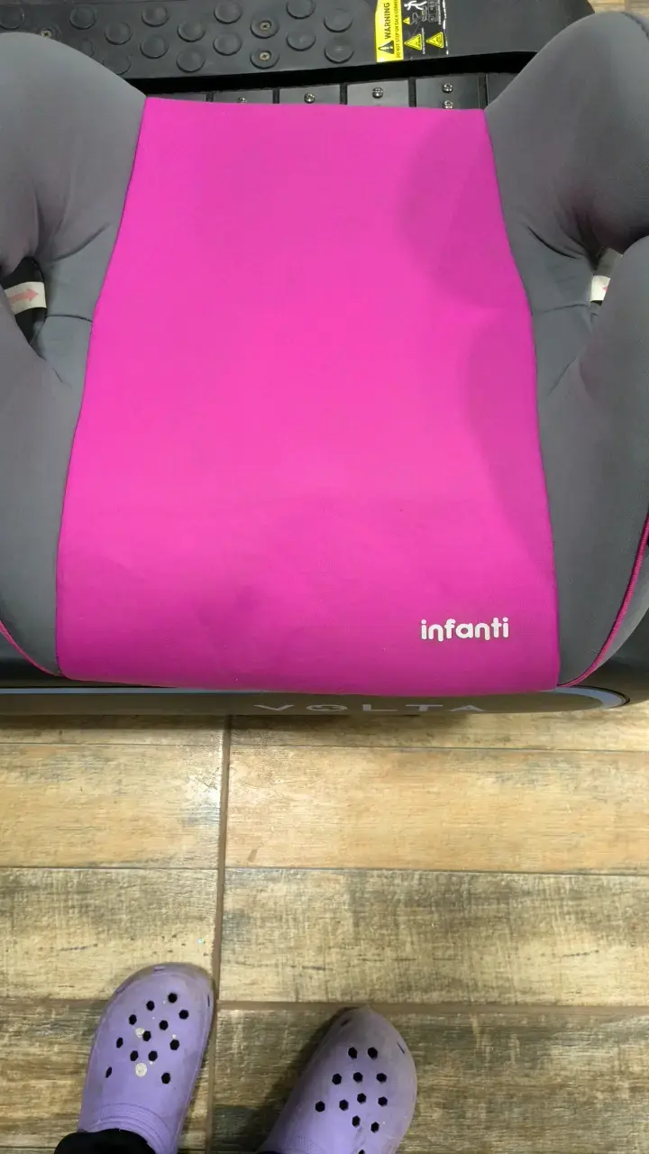 Asiento elevador para auto Infanti rosa y gris - 1