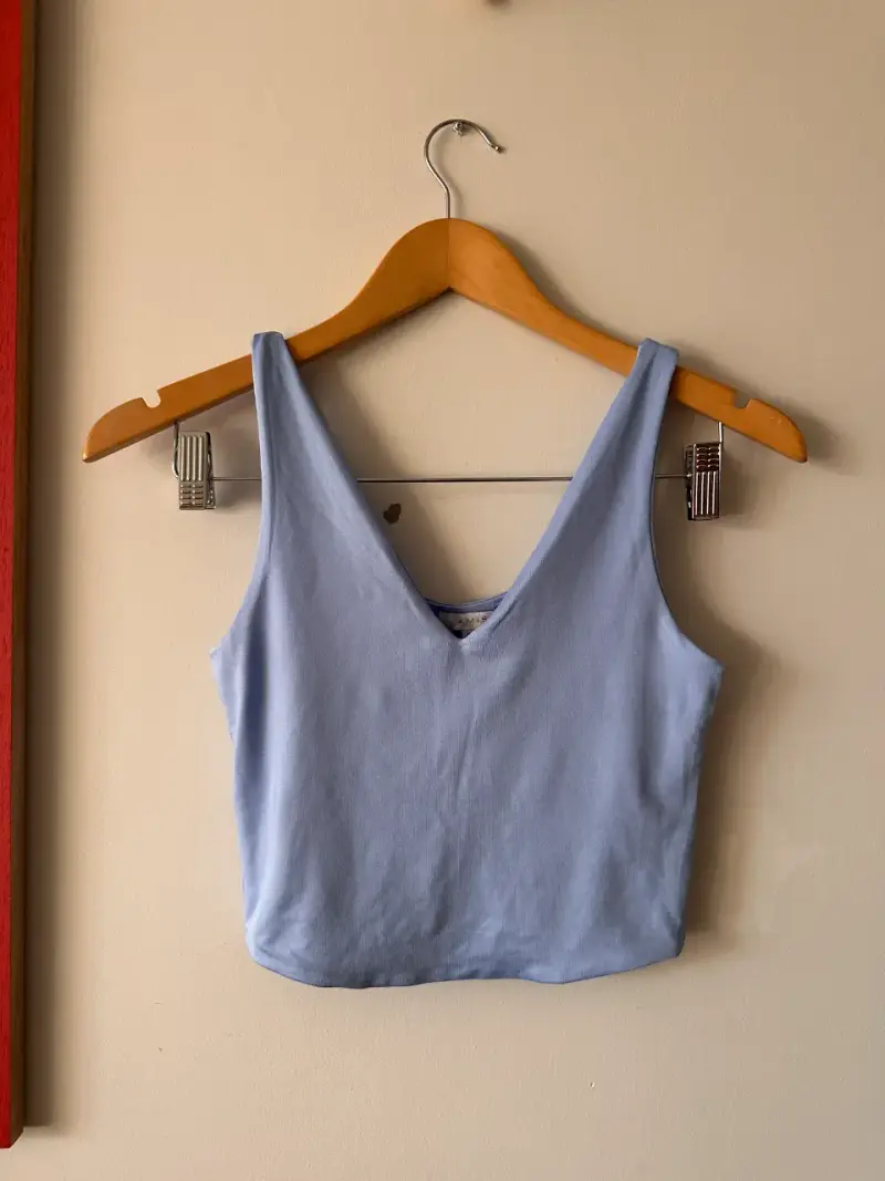 Top sin mangas azul claro Amisu talla S - 1