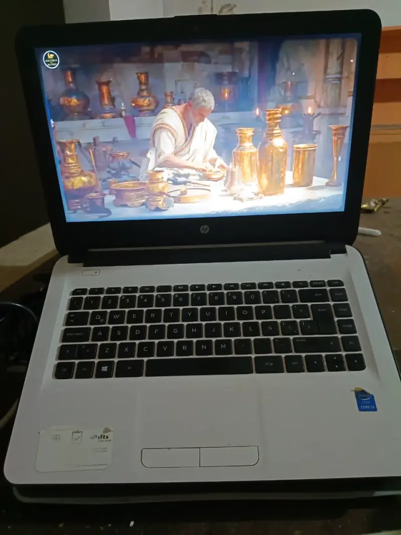 Laptop HP con pantalla de 15 pulgadas