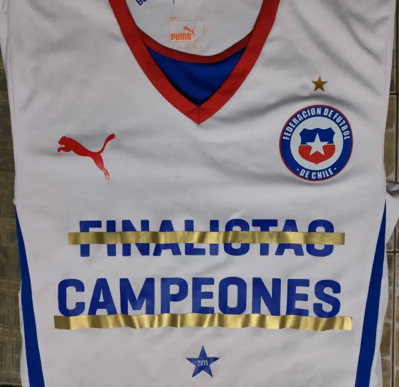 Camiseta Puma Chile Campeones 2015 Edición Especia - 2