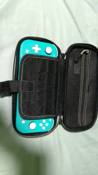 Nintendo Switch Lite - miniatura 1