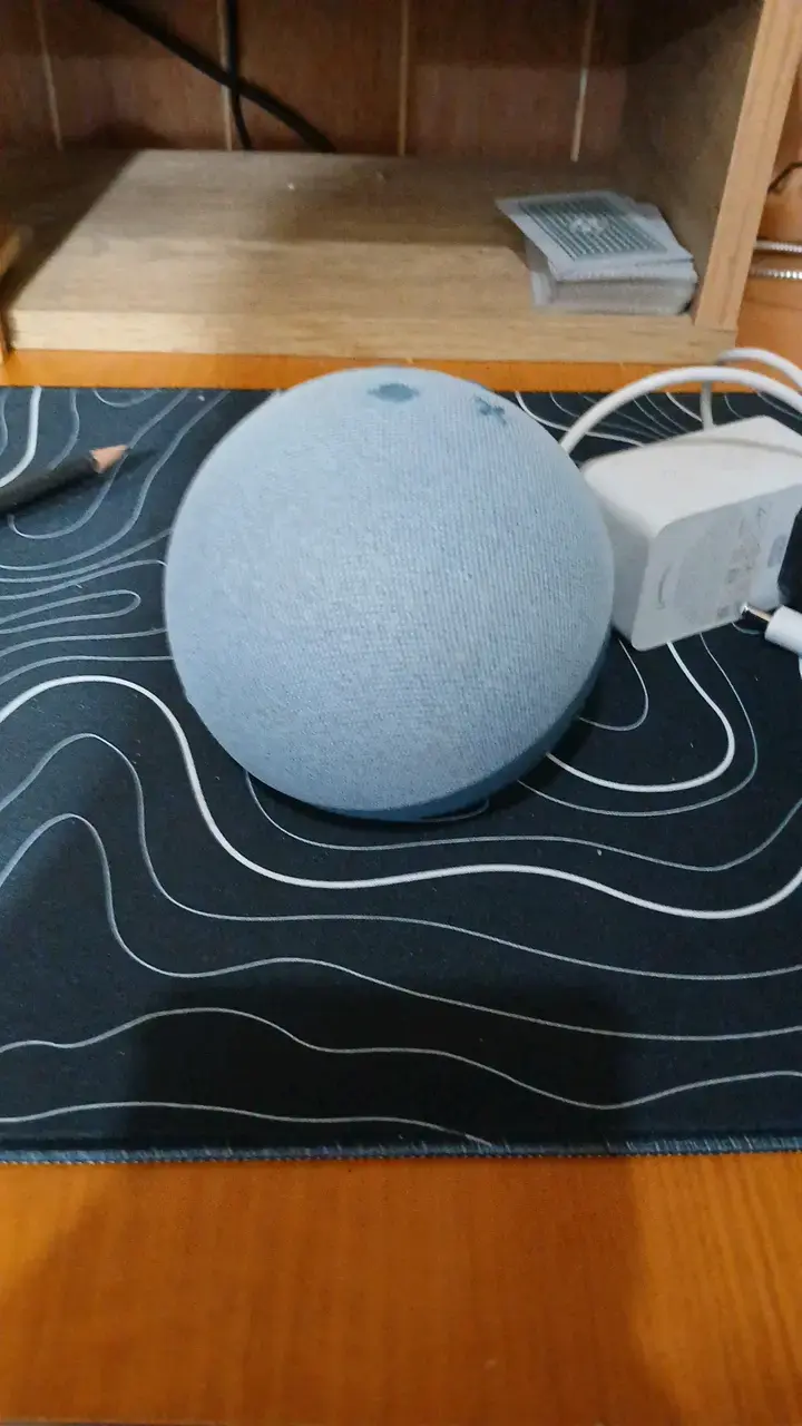 Echo Dot con Alexa color gris - 2