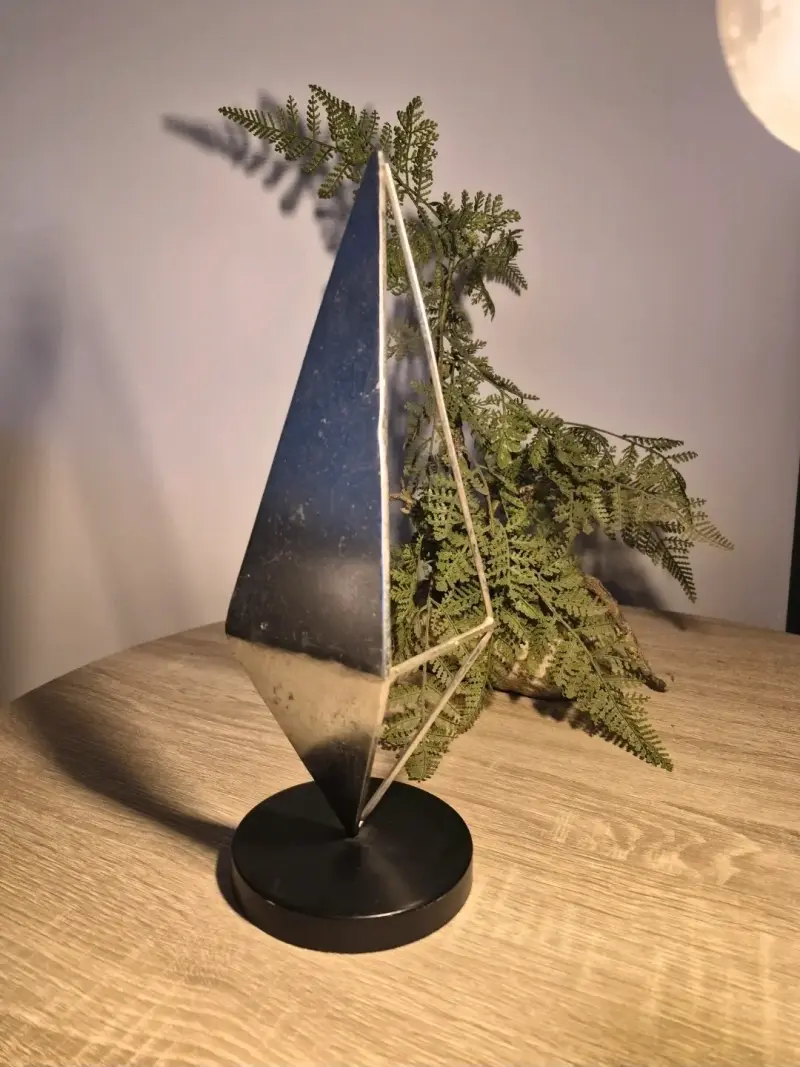Decoración de mesa moderna en vidrio y metal - 2