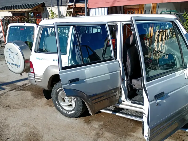 Jeep Hyundai Galloper 2 turbo dicel 4x4 - 6