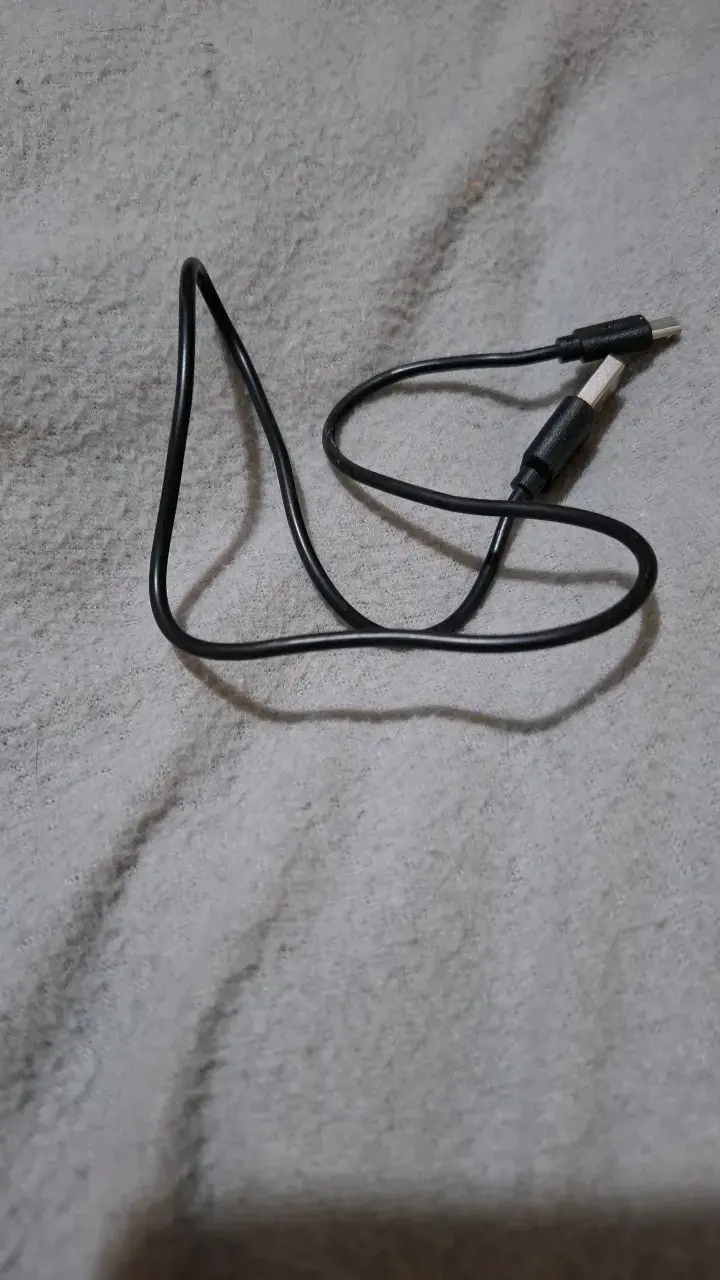 Audífonos Bluetooth inalámbricos negros y azules - 3