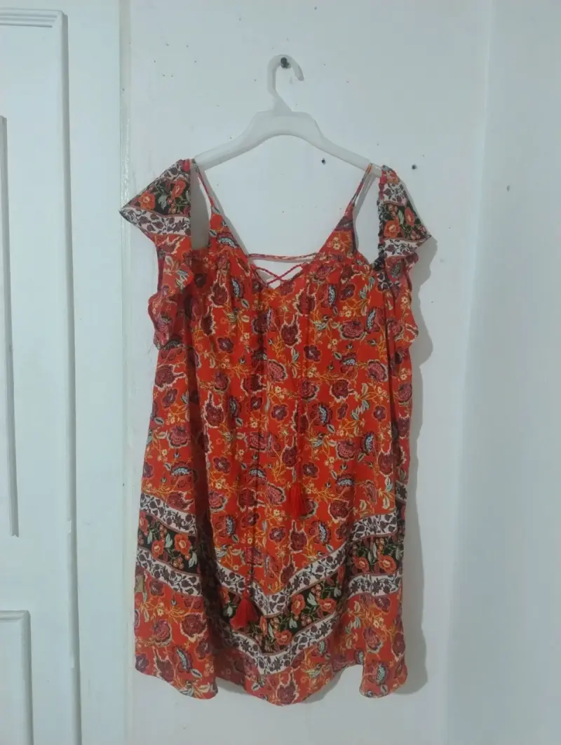 Vestido bohemio floral rojo para mujer
