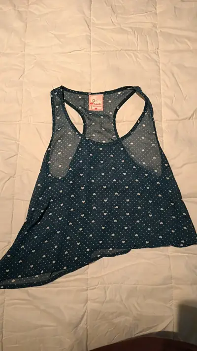 Polera gasa sin mangas azul con corazones - miniatura 1
