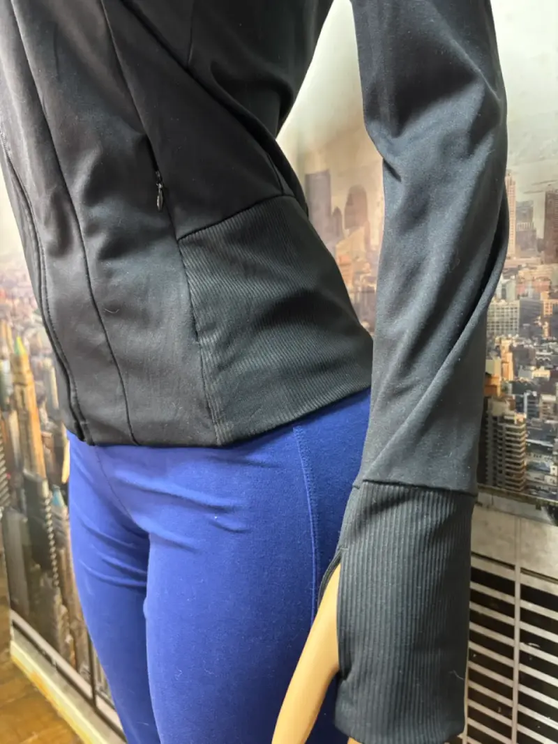 Chaqueta Deportiva Negra para Mujer con Cierre - 2