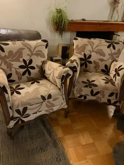 Sillones Normando  Tapizados en Tela  Floral gamuz - miniatura 1