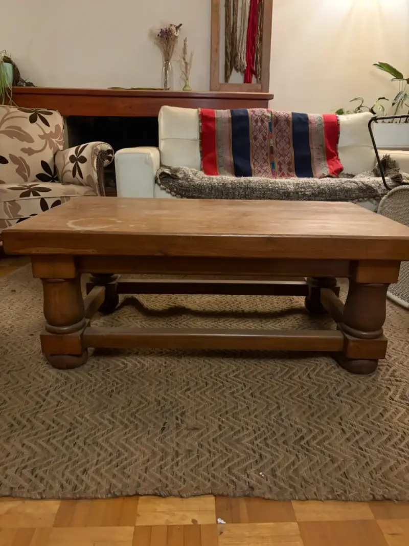 Mesa de centro de madera Mañio de Demolición. - 2