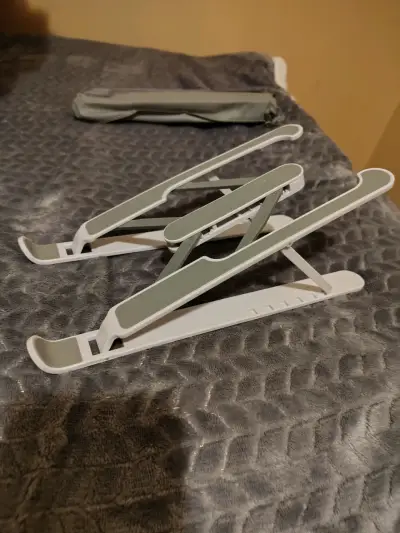 Soporte ajustable para portátil plegable - miniatura 2