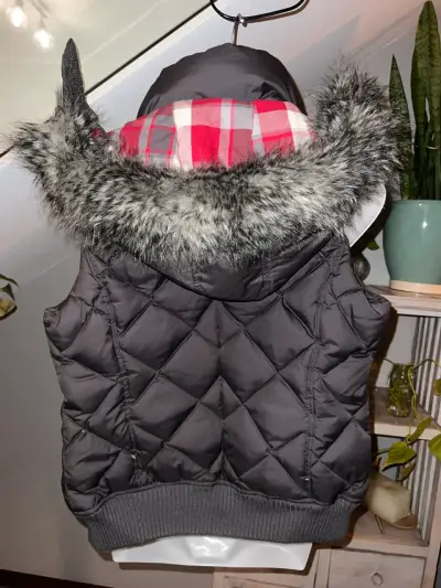Parka sin mangas ESPRIT con capucha - miniatura 5