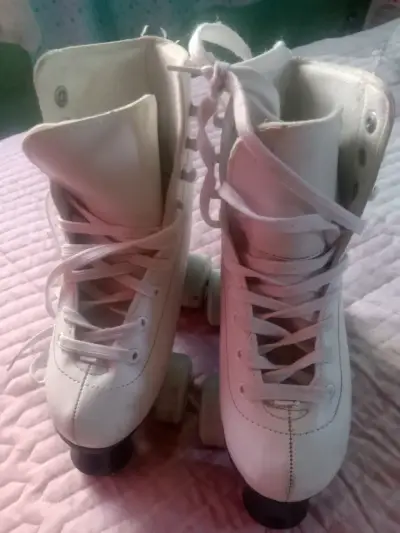 Patines de Cuatro Ruedas Blancos para Adulto - miniatura 3