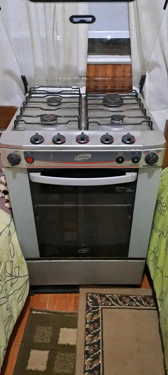 Cocina a gas Fensa con horno ,4 quemadores y grill - 4