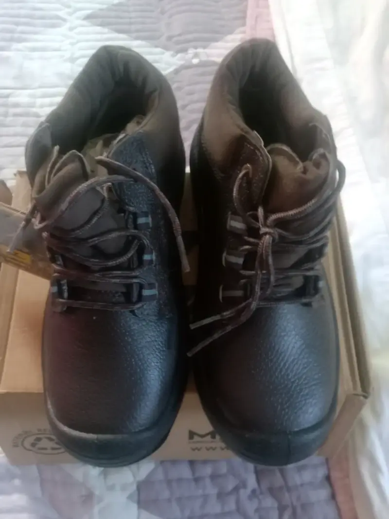 Botas de seguridad Macme con aislante eléctrico - 5