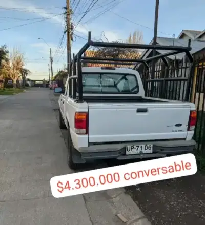 Camioneta Ford Ranger 2004 en buen estado - miniatura 1