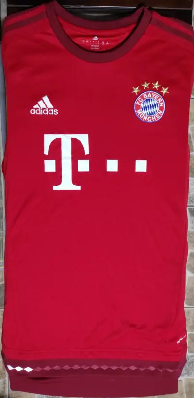 Camiseta Bayern Múnich Adidas Roja - miniatura 1