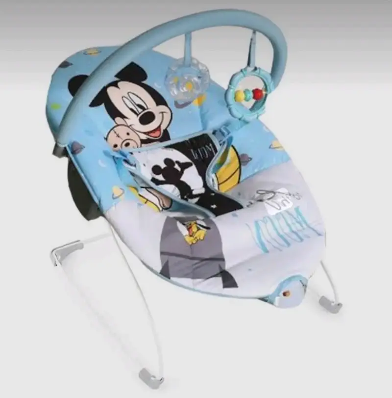 Mecedora Bouncer Disney Baby con Juguetes - 2