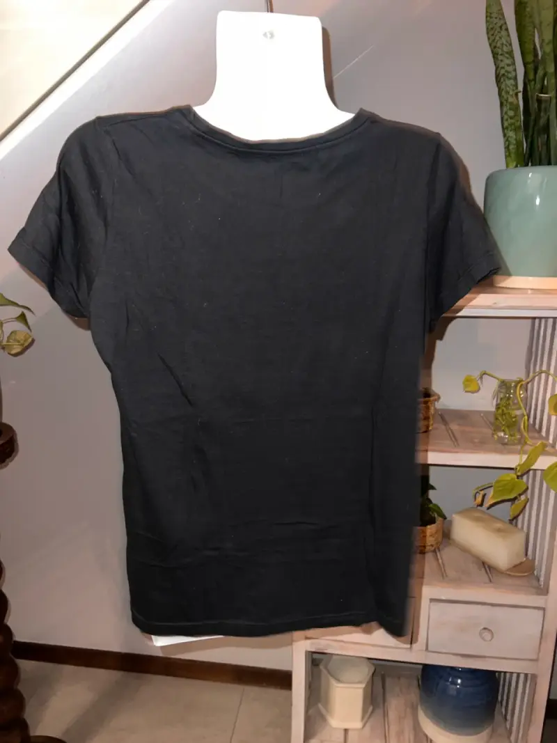 Polera negra Zara con diseño 'Avec tout mon coeur' - 2
