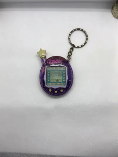 Tamagotchi Connection V4.5 Original (Año 2007) - miniatura 1