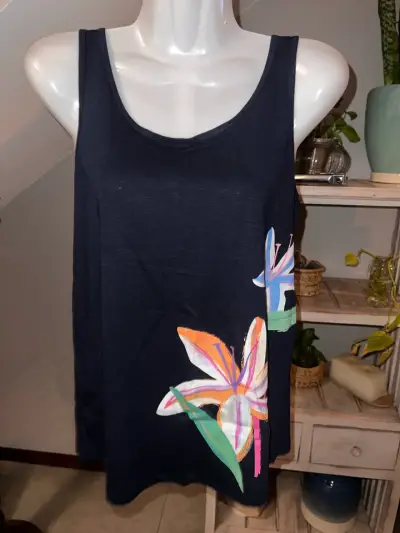 Polera sin mangas Esprit  azul con diseño floral - miniatura 1