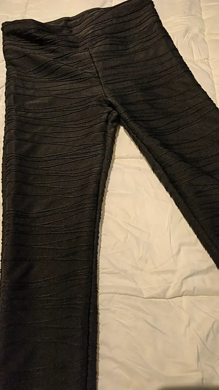 Calzas leggins strech negros con diseño - 3