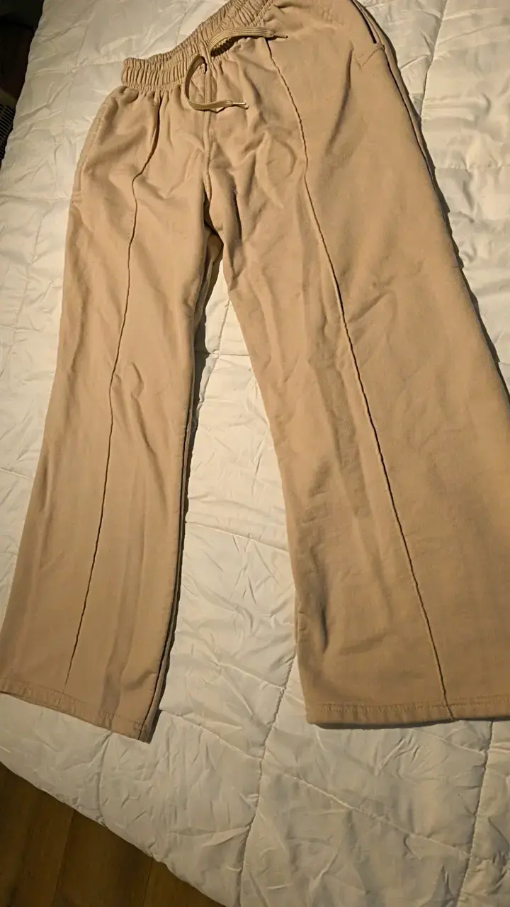 Pantalones buzo beige pata ancha - 3