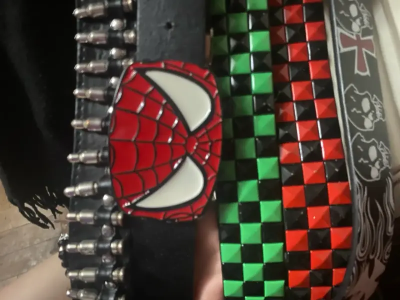 Set de cinturones temáticos con hebilla de superhéroe