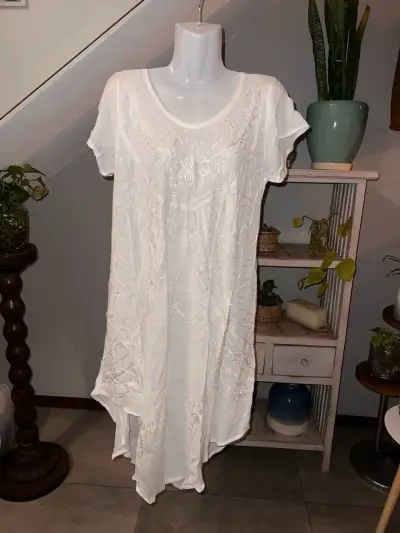 Vestido blanco bordado Mahikaa talla única - miniatura 1