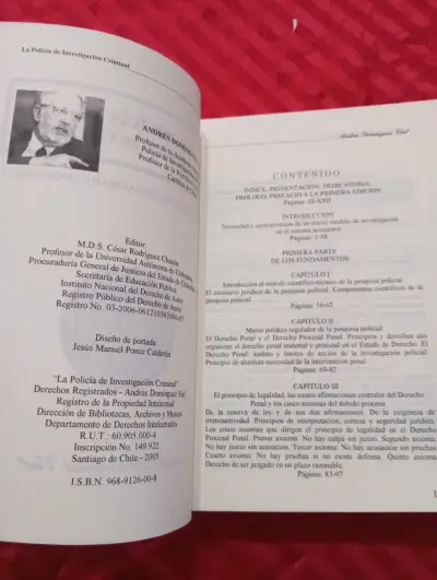 Libro La Policía de Investigación Criminal - miniatura 2