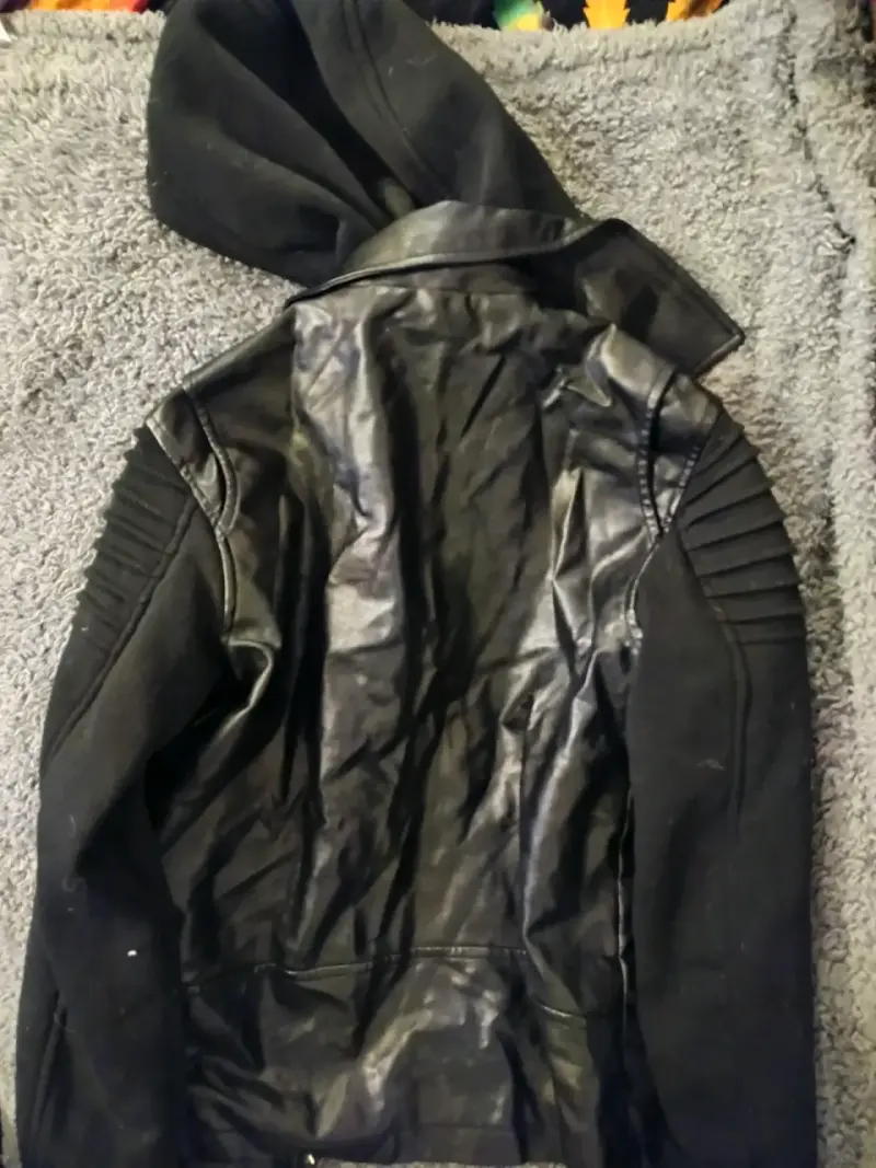 Chaqueta ecocuero con capucha Federation talla 12 - 2