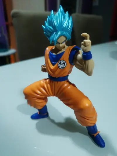 Dragon Ball Super Goku Saiyan Blue - miniatura 1