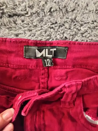 Pantalones rojos MLT talla 12 para niño - miniatura 3