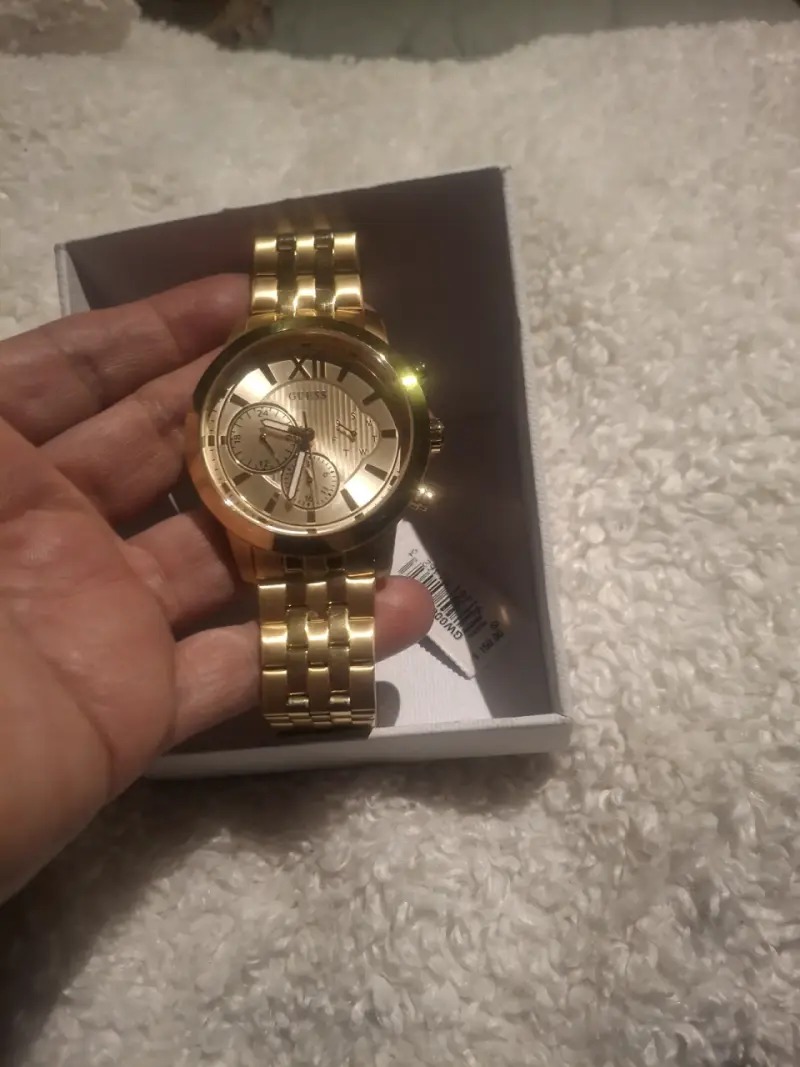 Reloj Guess dorado para hombre con cronógrafo - 1