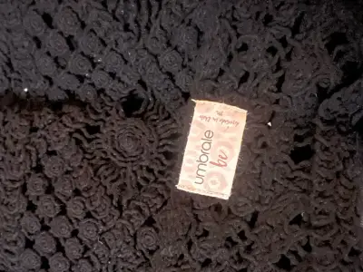 Top de encaje negro Umbale para mujer - miniatura 3