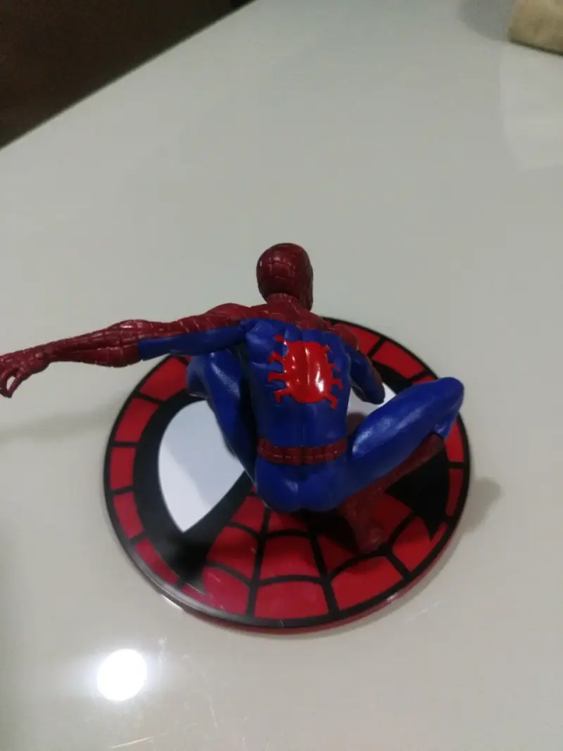 Figura de acción de Spider-Man en pose dinámica - 3