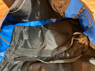 Bolso impermeable azul The North Face - miniatura 6