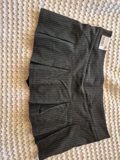 Falda short a rayas talla XL - miniatura 1