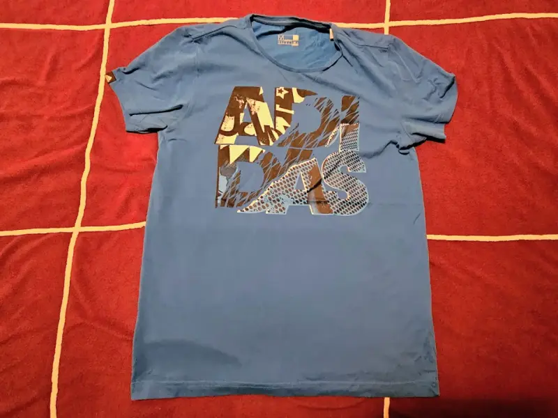 Polera Adidas hombre talla M - 1