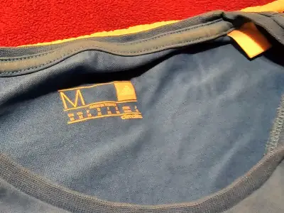 Polera Adidas hombre talla M - miniatura 2